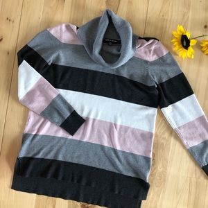 Cable & Gauge Cowl Neck Tunic Sweater Size M